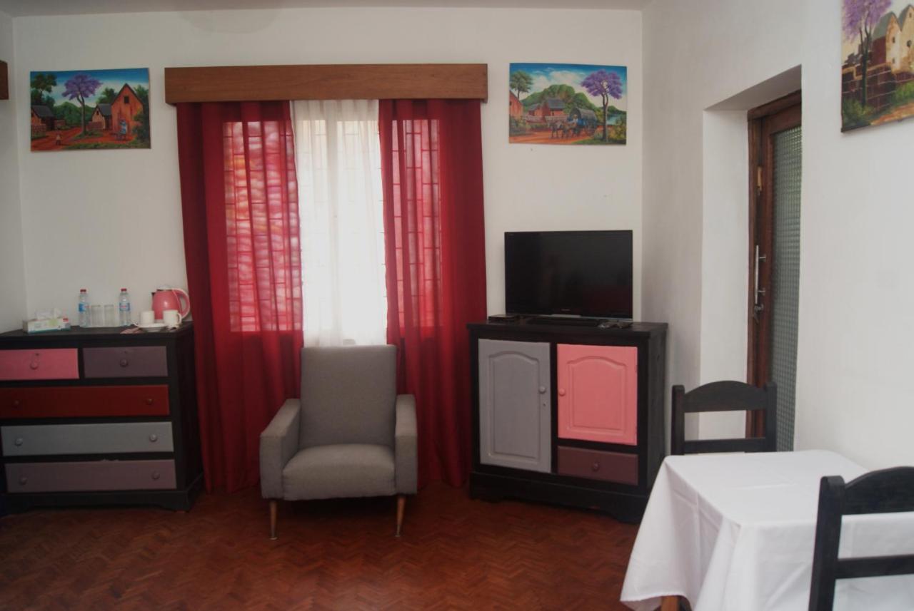 Villa Mahefa - Wifi - Canal Plus - Terrasse & Jardin Tananarive Extérieur photo